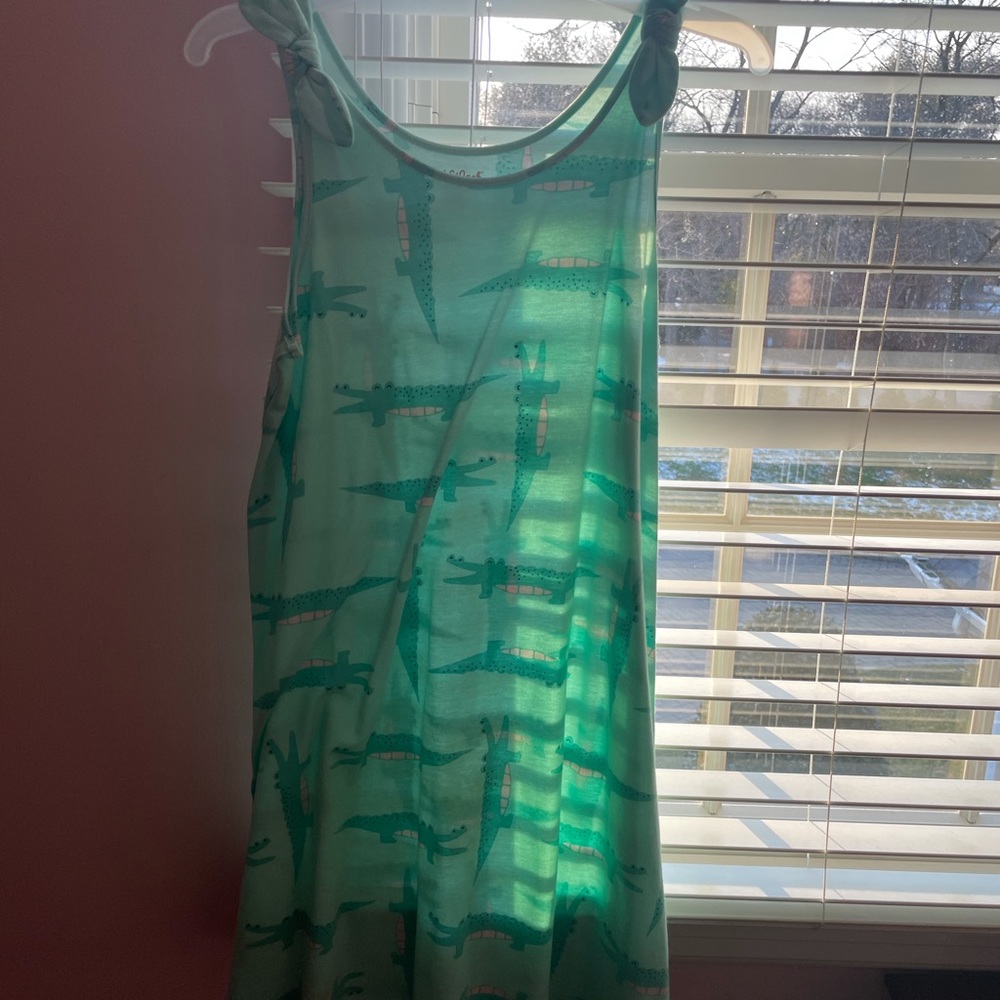 Girls 14/16 crocodile dress